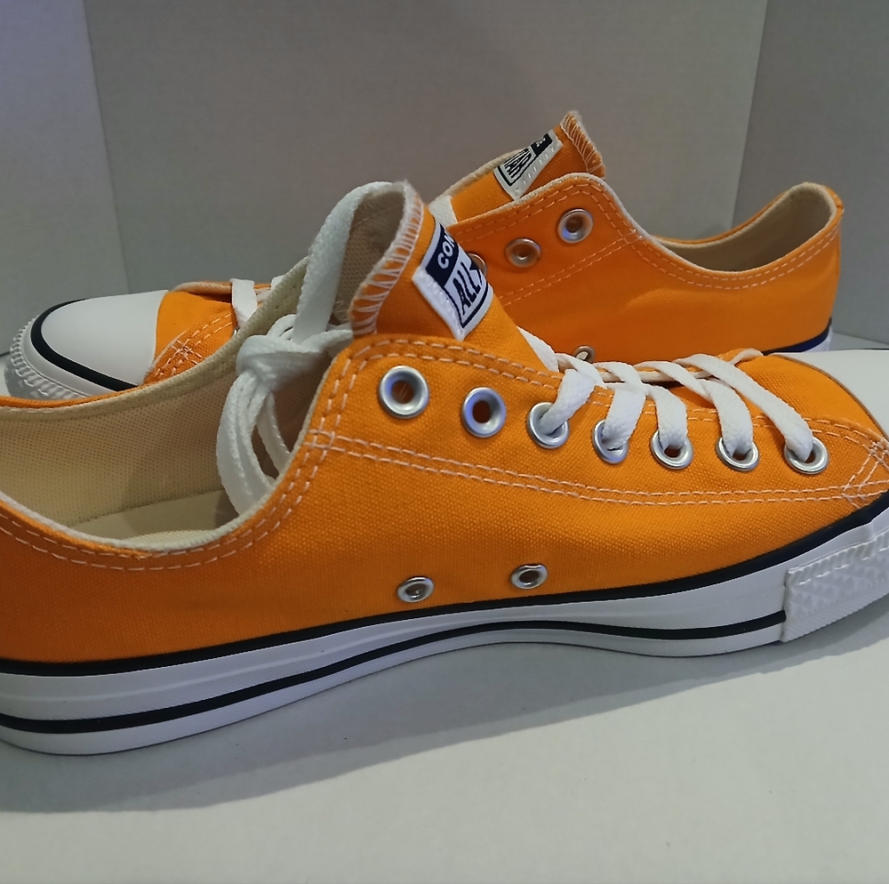 Converse Chuck Taylor All Star Low Top Orange 164937F  Unisex  Men 9 Women 11